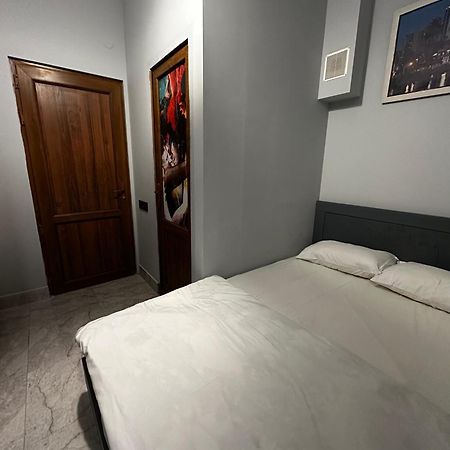 Hotel California Boutique Yerevan Exterior foto